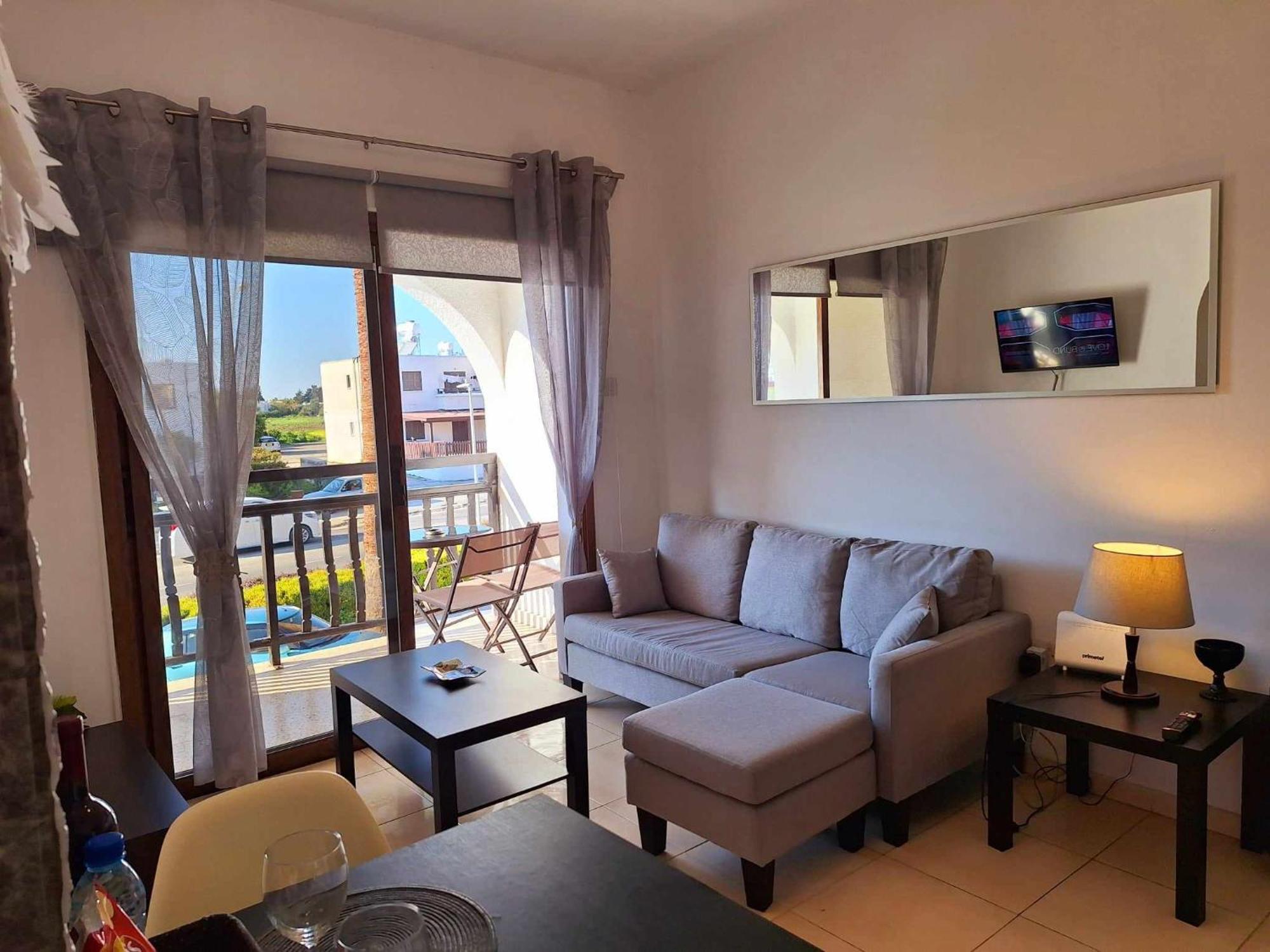 Kato Paphos Apt 400M To The Beach Exterior photo